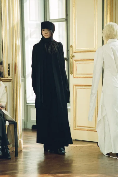 Look 37